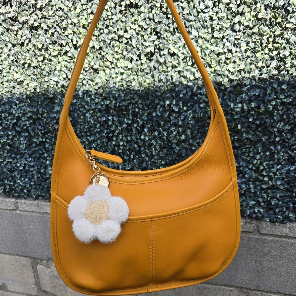 🚫SOLD 🚫VINTAGE COACH ERGO 9033 VIBRANT YELLOW and Fluffy Charm